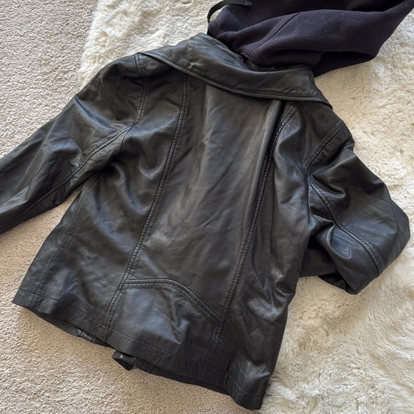 Leather moto jacket - Picture 5 of 5